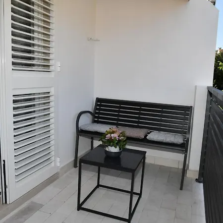Apartment Near Sea