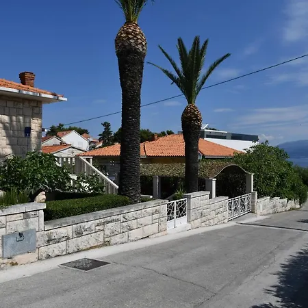 Apartment Near Sea